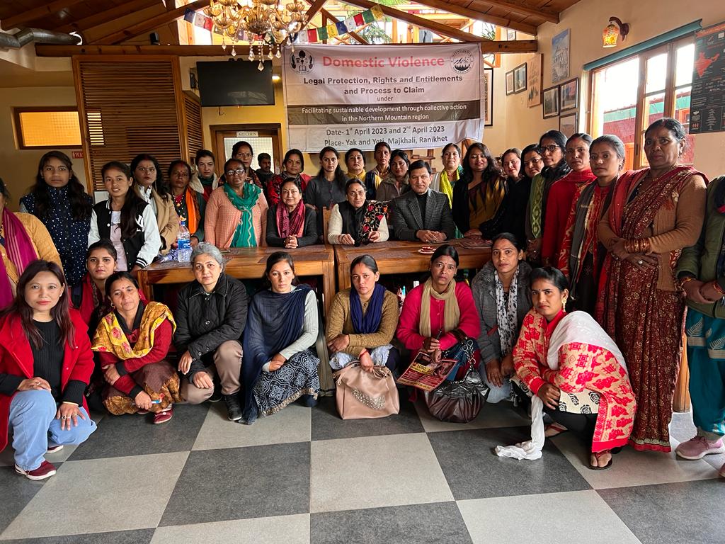 उत्तराखंड व हिमाचल के सोलह‌ जन संगठनों के‌ प्रतिनिधियों की दो दिवसीय कार्यशाला, घरेलू हिंसा की शिकार महिलाओं को क़ानूनी संरक्षण का लाभ दिलाने पर‌ बल
