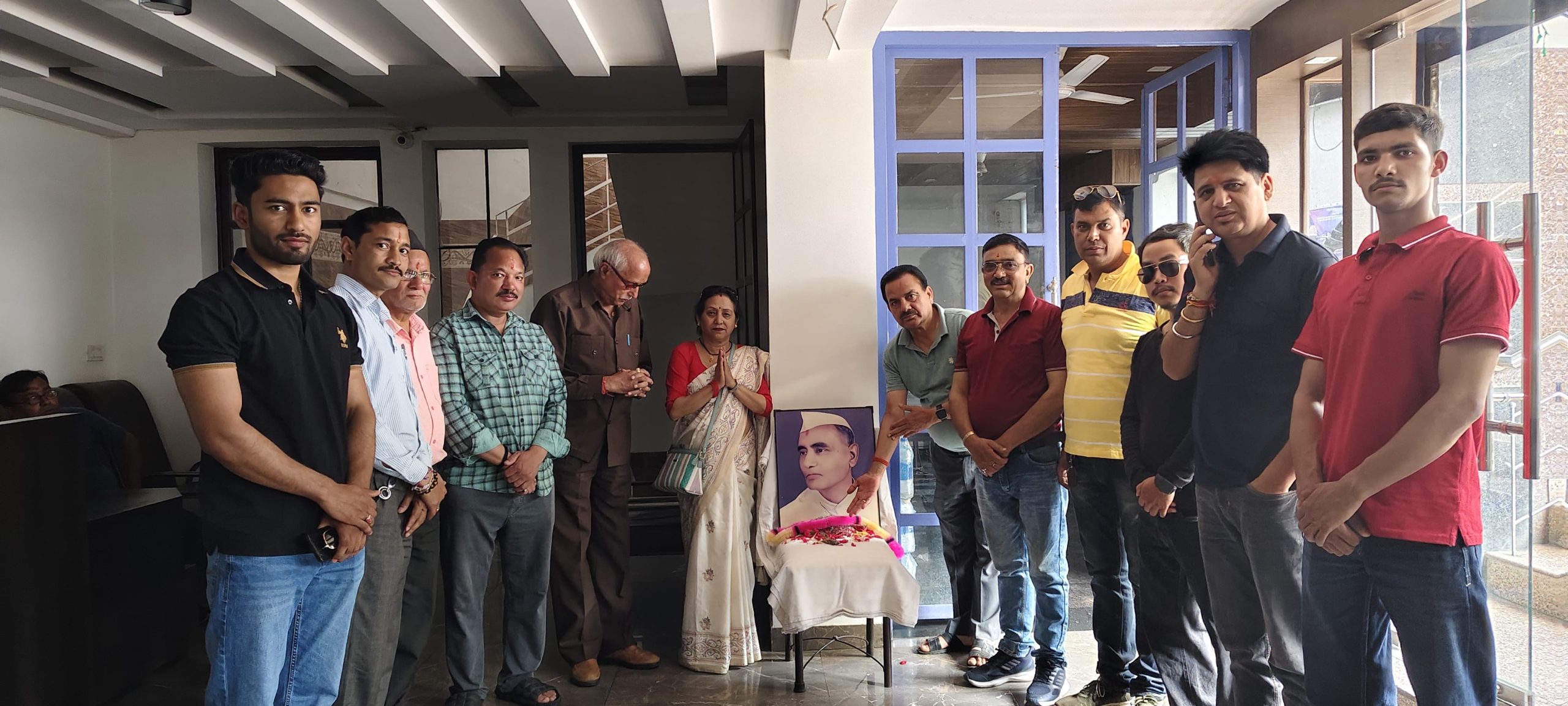 कांग्रेस कार्यकर्ताओं ने पूर्व वन मंत्री स्व गोविंद सिंह माहरा की 102वीं जयंती पर किया उनका भावपूर्ण स्मरण