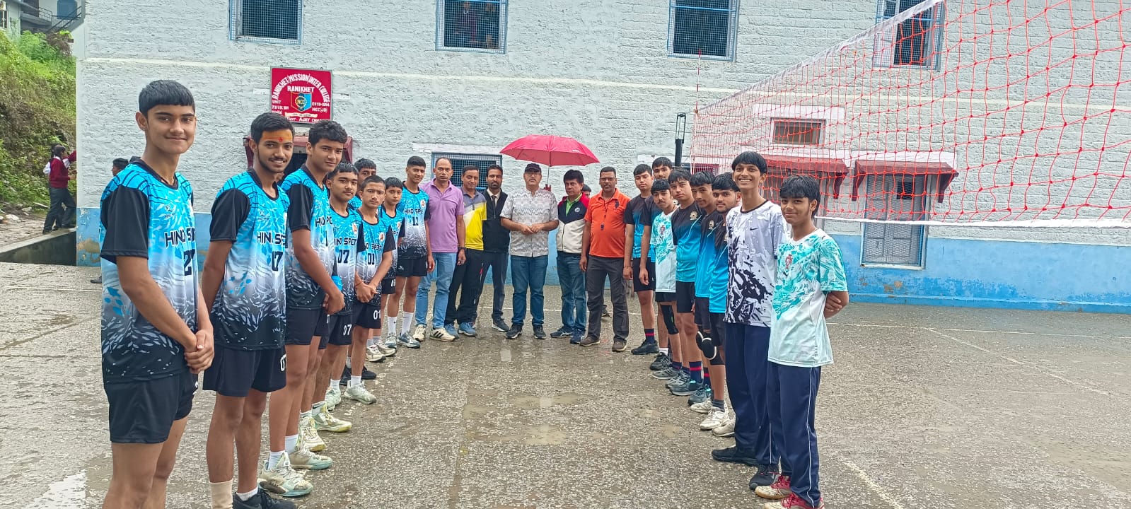 वीरशिवा और सिटी मोंटेसरी स्कूल के बीच खेला जाएगा के डी बेलवाल चेरिटेबल ट्रस्ट द्वारा आयोजित वालीबॉल टूर्नामेंट का फाइनल